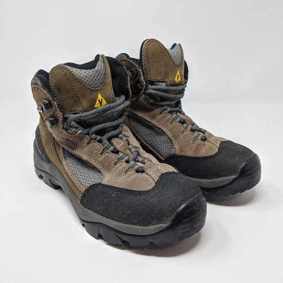 Vasque Shoes - Vasque Gore Tex Women's Mid Hiking Boot Sz 6.5